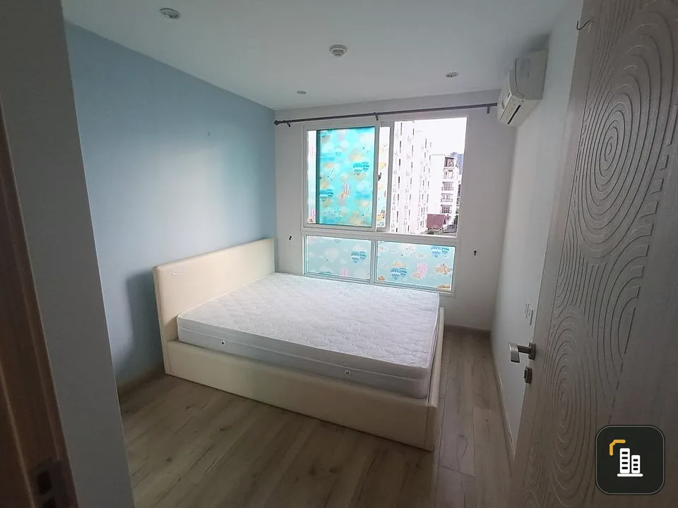 For sale, Budget Condo Tiwanon, 4th floor, corner room, spacious room, comfortable, very nice, book now, don't wait.