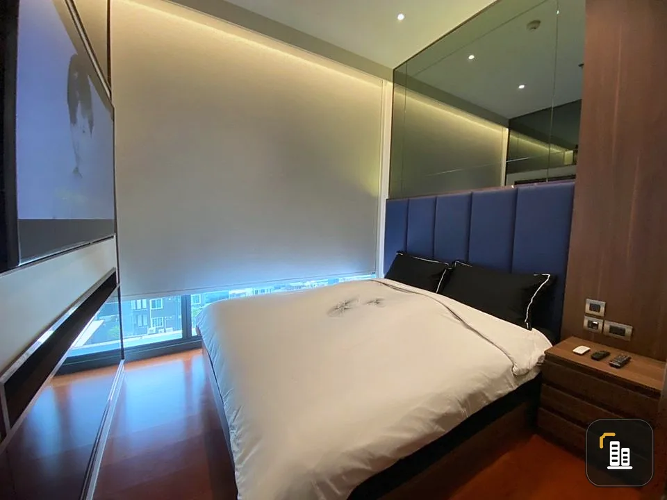 For rent, Khun By Yoo, spacious room, beautiful decoration, Built In, super luxurious, good like this, hurry up and book now.