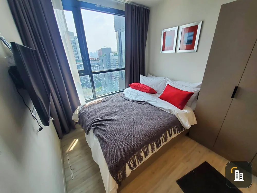 For Rent XT Huai Khwang Nice decorated room Good electrical appliances, great value, hurry up to reserve before you miss it.