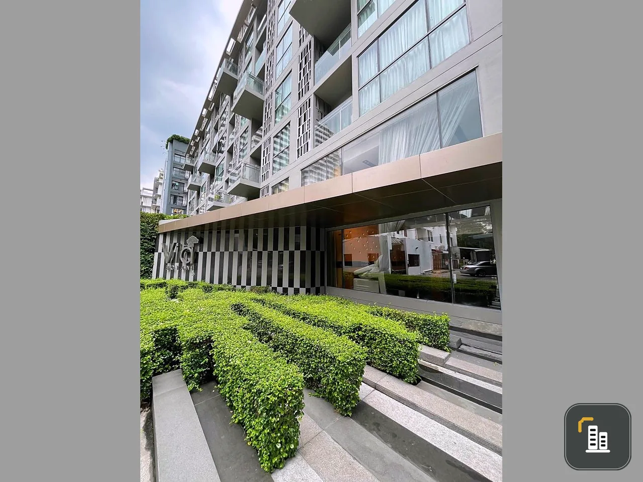 Condo for sale VIA BOTANI Sukhumvit 47, nice room, modern style, 2 bedrooms, spacious, very comfortable, book now.