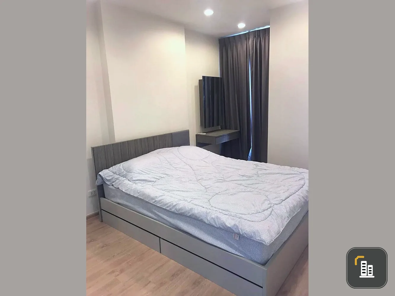 Condo for rent, Ideo Sathorn - Tha Phra, nice room, fully furnished, high floor, city view, don't miss it