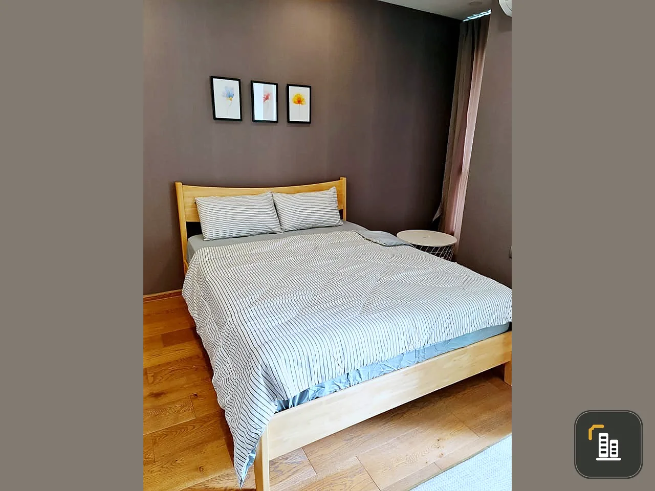 For rent, Q Chidlom-Phetchaburi. Airy view Super wide room Complete electrical appliances. Book now. Hurry up.
