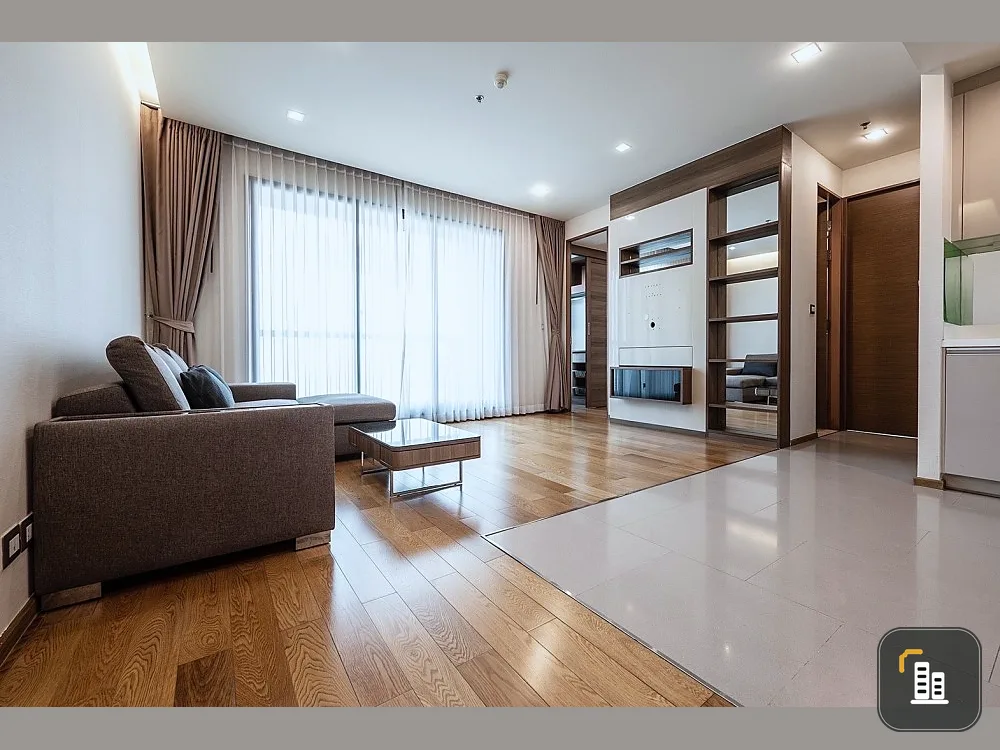 Condo for sale or rent, The Address Sathorn, 17th floor, decorated with good furniture, the whole room is very livable, book now.