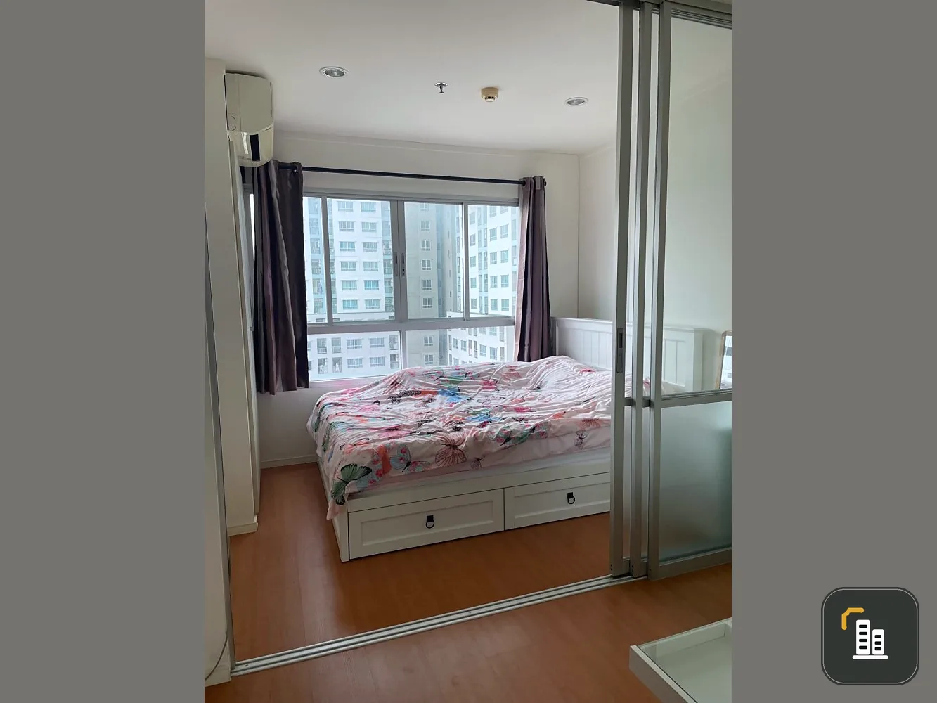 For rent, Lumpini Condo Town Rattanathibet, Rim room, very private. Comes with a low price you can't miss