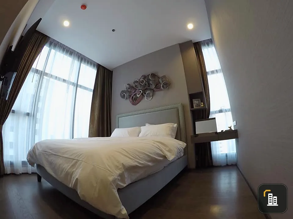 For rent, DIPLOMAT Sathorn, 15th floor, has a great city view. Super wide room You can reserve first come first serve.