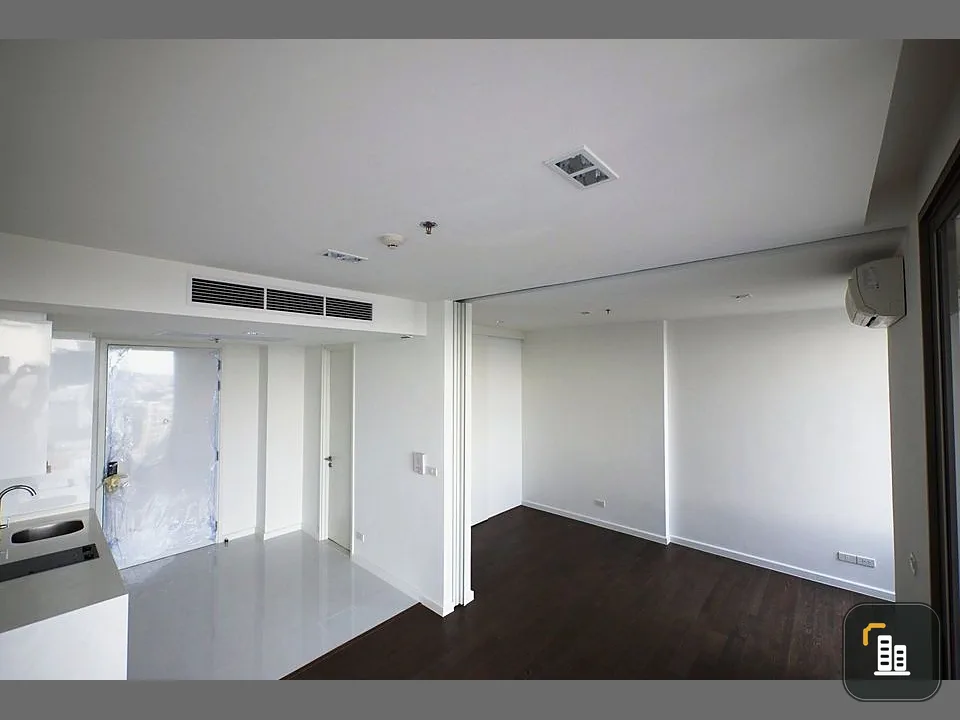 It has arrived. Selling Nara Nine, 18th floor, north room, empty room, brand new. Hurry up and reserve now. Don't wait. Hurry up.