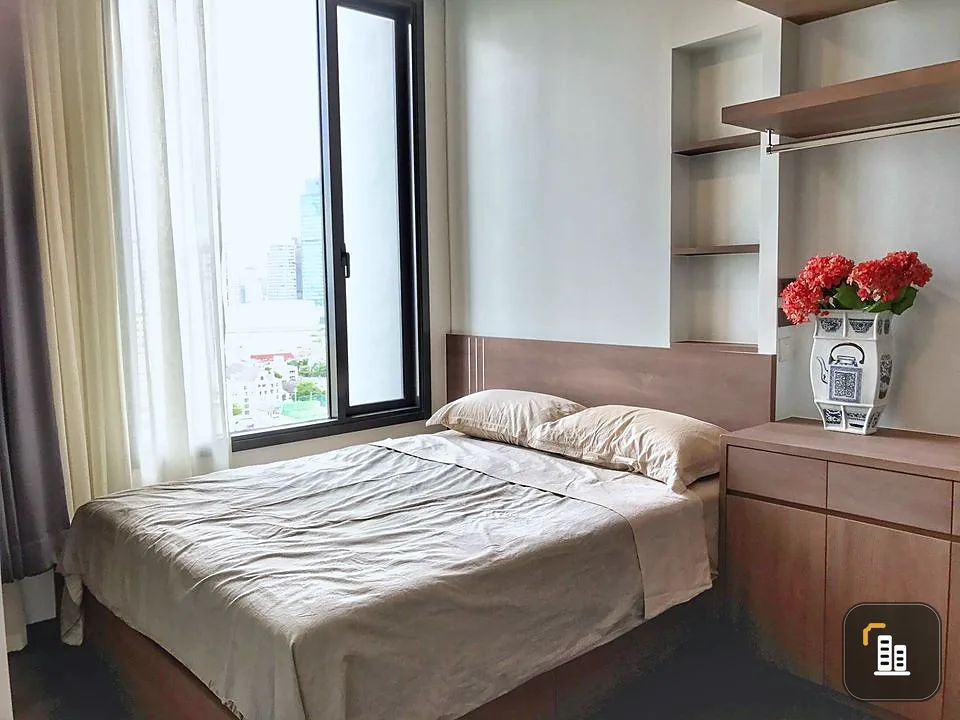 Condo for rent, Edge by Sansiri, Sukhumvit 23, fully furnished, ready to move in, next to the BTS, friendly price, don't miss it!!
