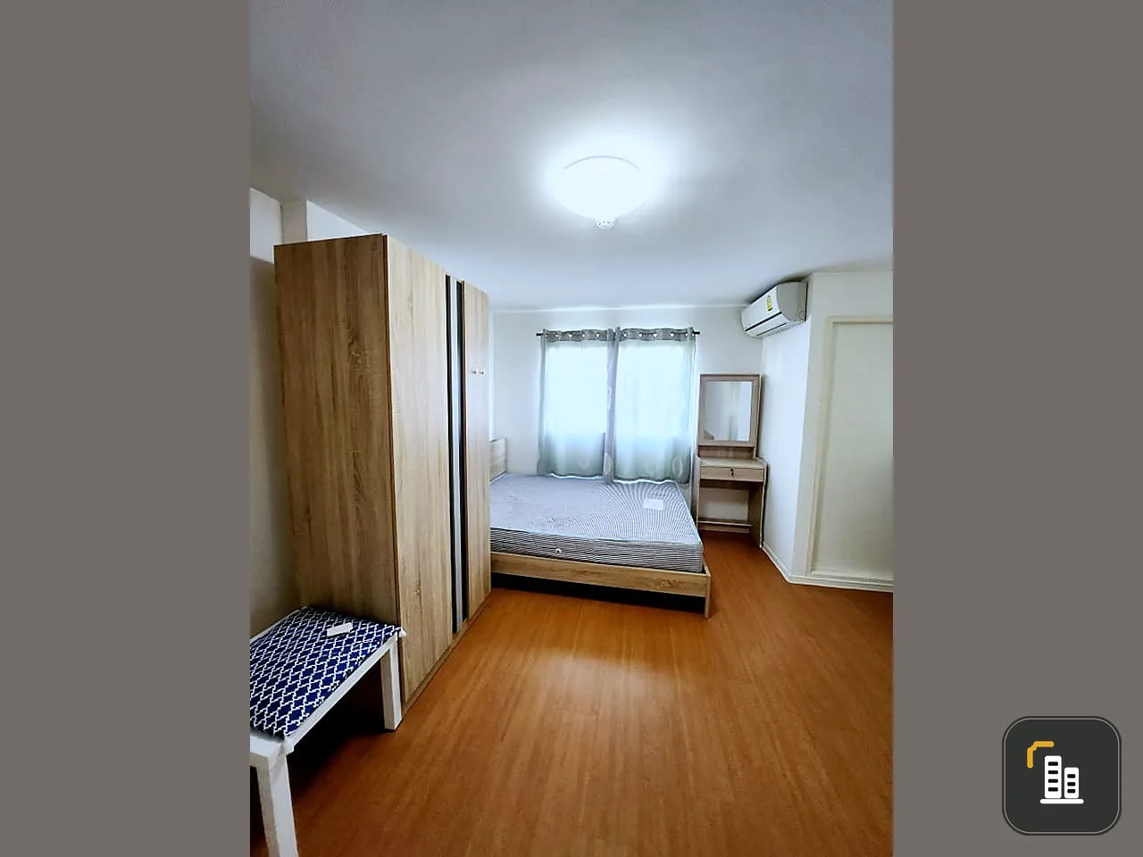 For sale, Lumpini Mixx Thepharak-Srinakarin, Building B1, 3rd floor, clean and livable room, book now, don't wait.