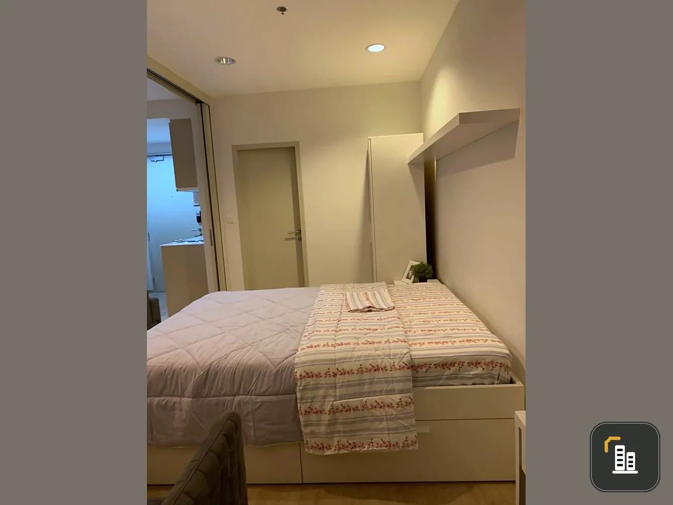 Condo for rent, Ideo Q Ratchathewi, fully furnished, ready to move in, convenient transportation, urgent