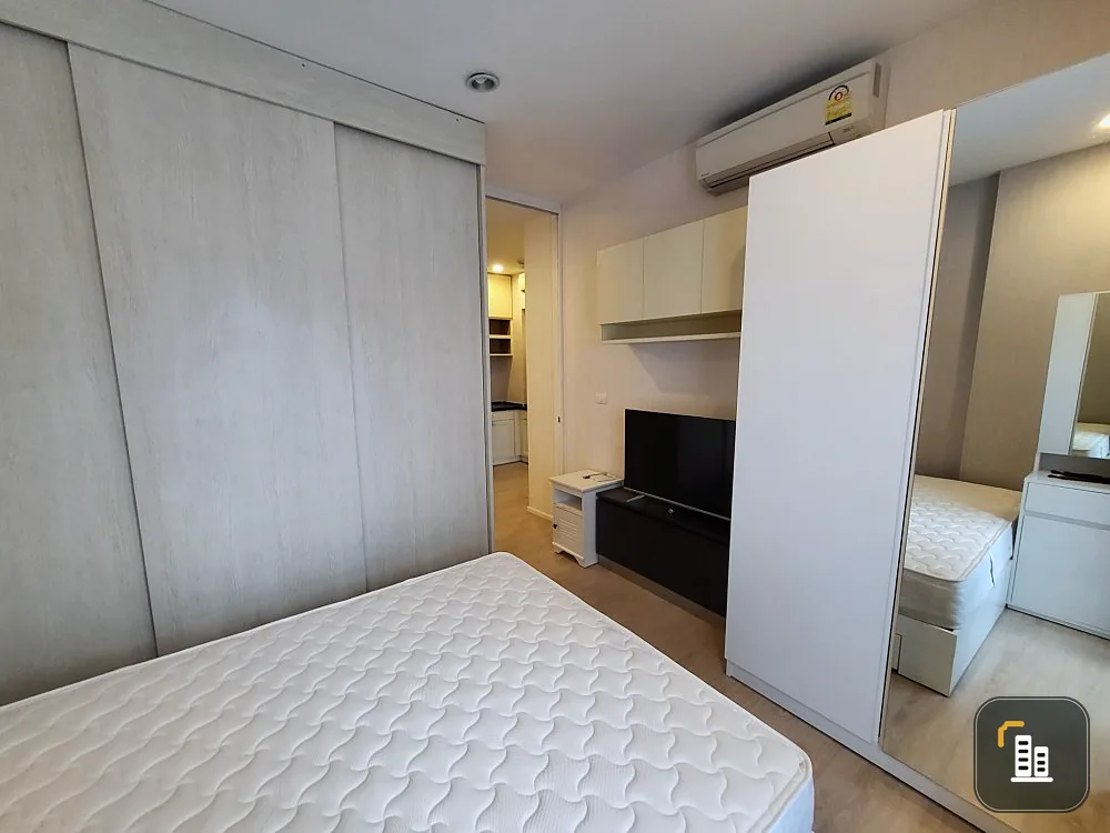 Sell, rent, S-One Rama 9, 2nd floor, corner room, fully furnished room, ready to move in, book now.