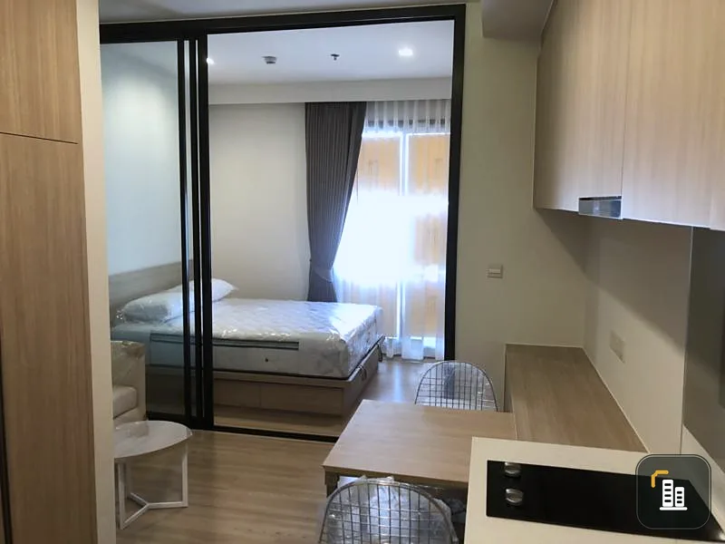 Condo for rent, M Chatuchak, size 30 sqm, 33rd floor, good location, near BTS MRT, easy to travel in all channels, book quickly