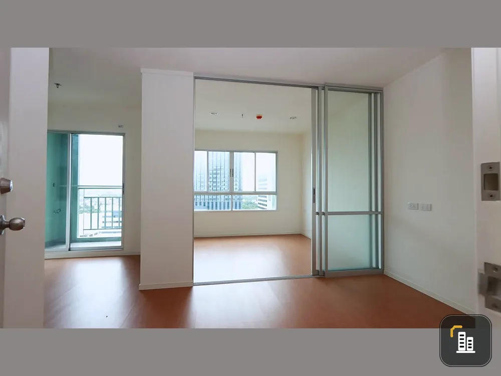 For sale, Lumpini Park Rattanathibet-Ngamwongwan, empty room, ready facilities Friendly price, book now.