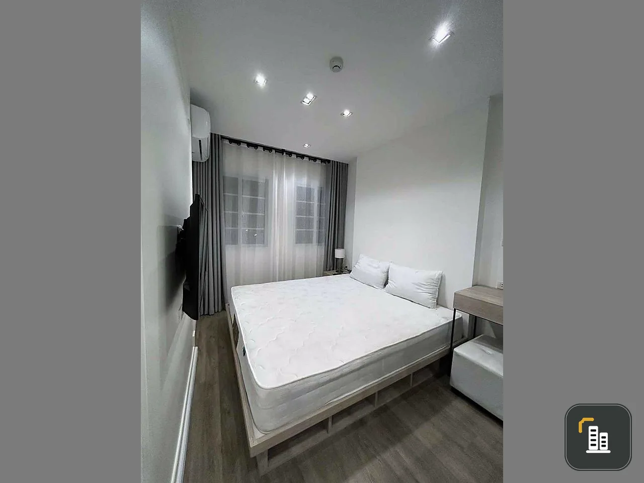Condo for rent Chambery Sriracha-Laem Chabang Have a beautiful mountain view Room decorated in minimalist style, very nice, book now.