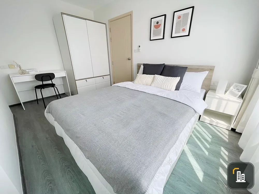 Condo for rent: Rich Park Triple Station, high floor, good view, complete with furniture and electrical appliances.