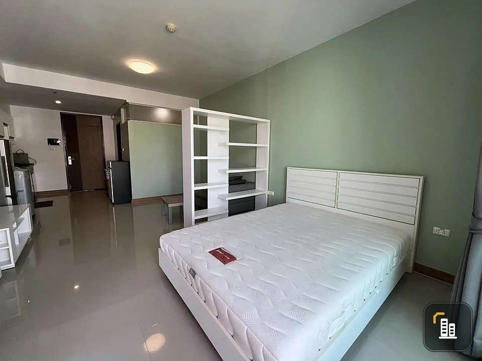 For rent, Supalai River Resort, high floor, good view, spacious room, nice to live in. Hurry up to book before it's out of hand.