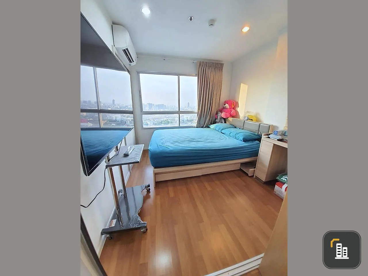 For rent Condo Lumpini Place Suksawat-Rama 2 The room is ready, on the 24th floor, has a high view, the price is not strong, hurry to reserve.