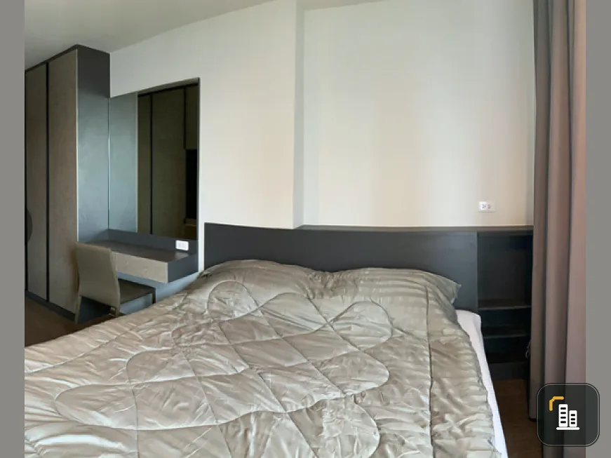 For rent IDEO Phahon-Chatuchak, beautiful room, cute decoration, fully furnished, great garden view. If interested, hurry up.
