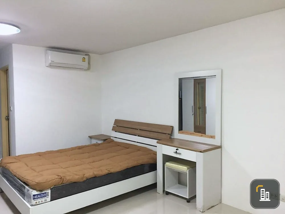 Sell Ratchada City 18, studio room, fully furnished, good price, one bag can move in.