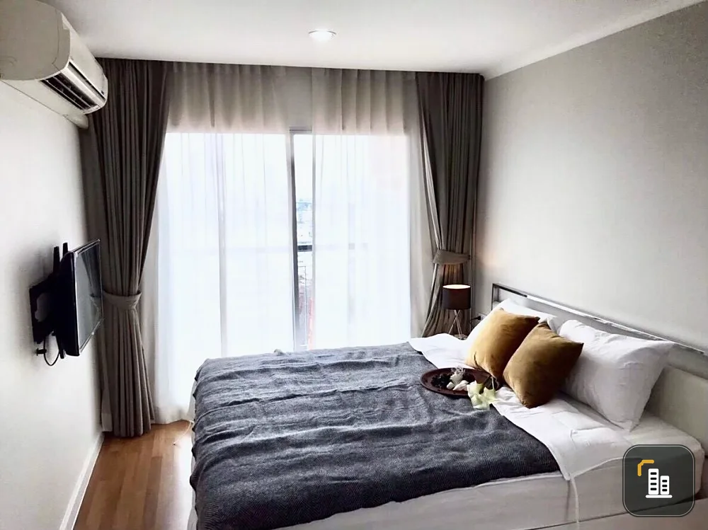 For rent!! Condo Lumpini Park Riverside - Rama 3, Building B, corner room, complete amenities, don't miss it!!