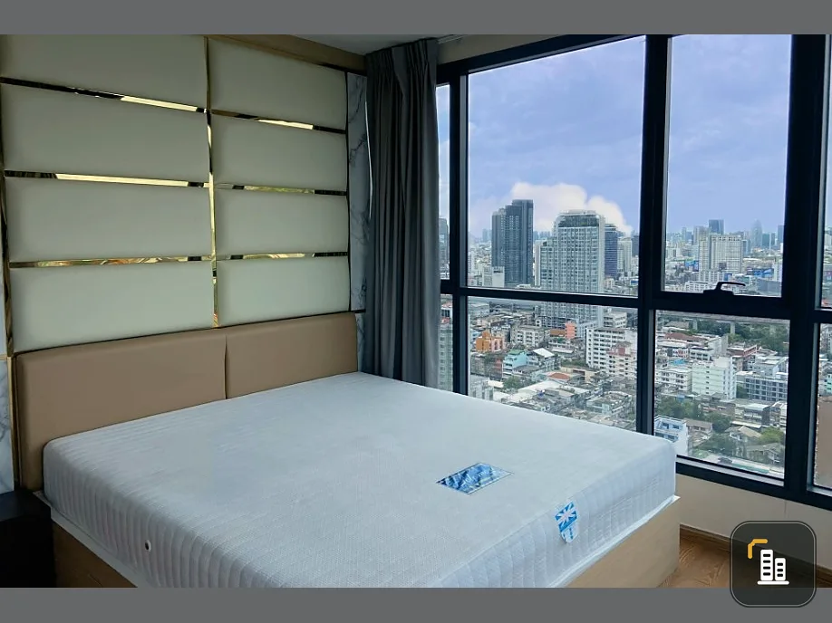 For sale rent, Q Chidlom-Phetchaburi, 31st floor, corner room, high floor, beautiful view, available to own now. Don't wait, hurry.