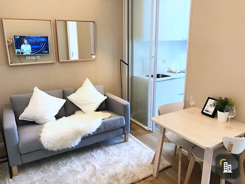 Urgent sale, The Saint Residence, Ladprao, fully furnished, garden view, full pool, new room complete electrical appliances