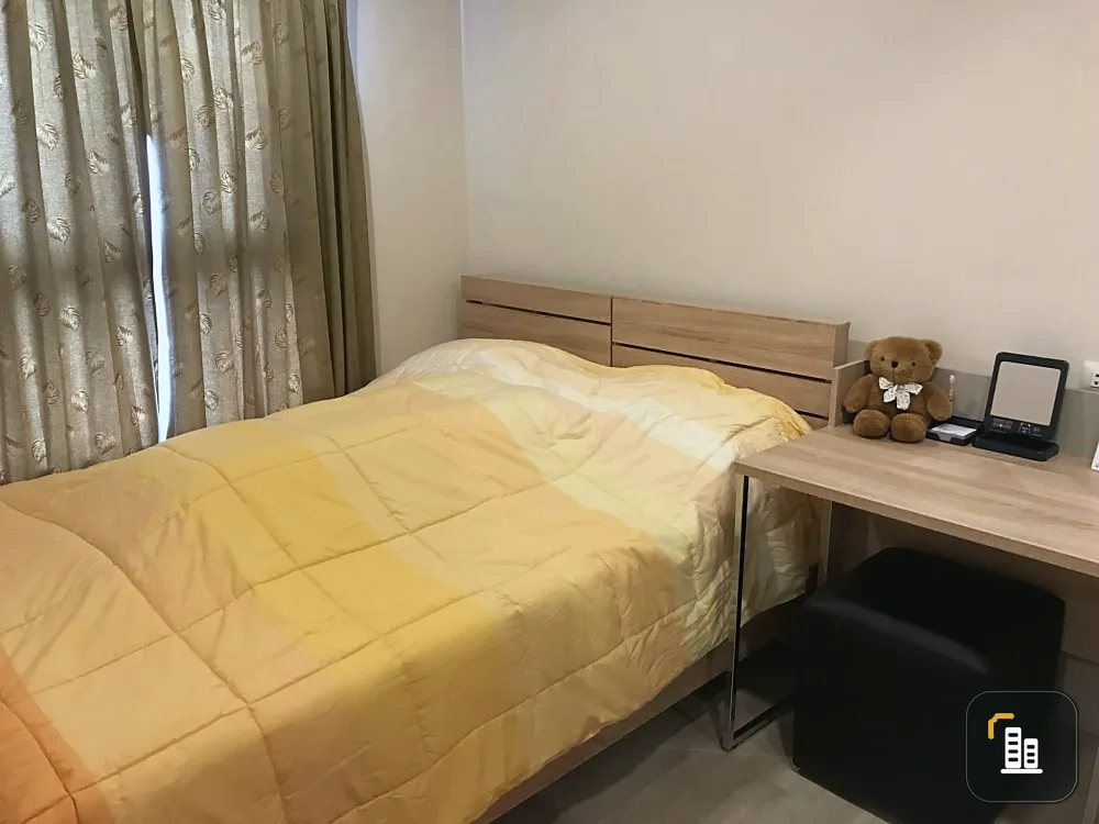 For rent, Plum Condo, Central Station, Phase 1, 19th floor, beautiful view, clear and comfortable, comes with a low price. you can't miss