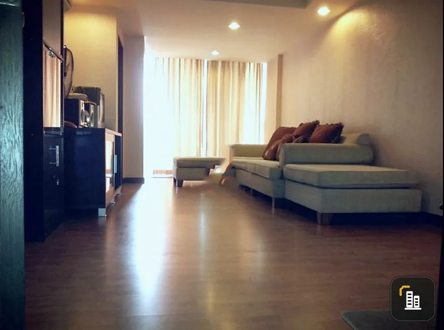 Urgent sale!! Condo The Kris Ratchada 17, Floor 8, Building 1, complete facilities, ready to move in, hurry up and book now!!