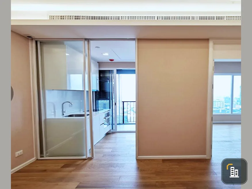 Urgent sale, The Saint Residence condo, 27th floor, clear view, beautiful, comfortable, no cheaper than this.