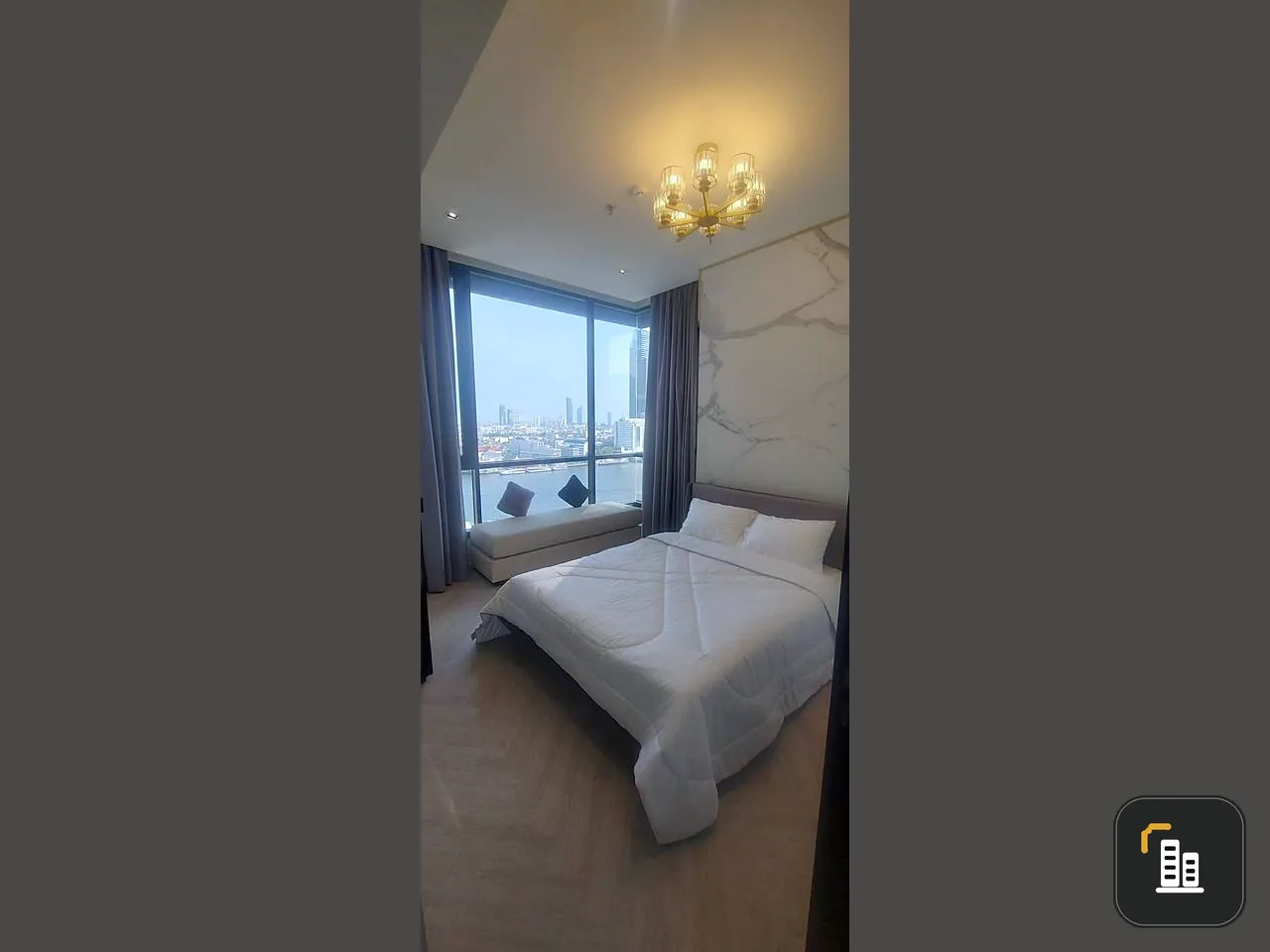 For rent, Chapter Charoennakorn-Riverside, corner room, beautiful river view, well-furnished like this, must be booked.