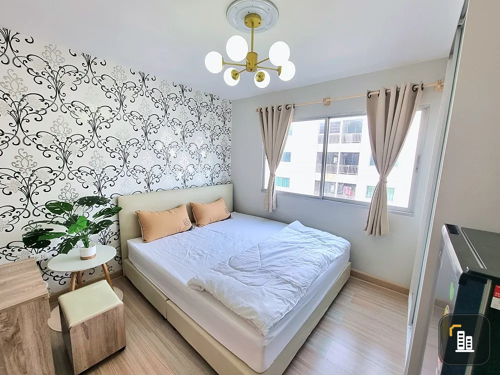 For sale, for rent, Smart Condo Watcharapol, decorated in a minimalist style, fully furnished, not an economical price, book now.