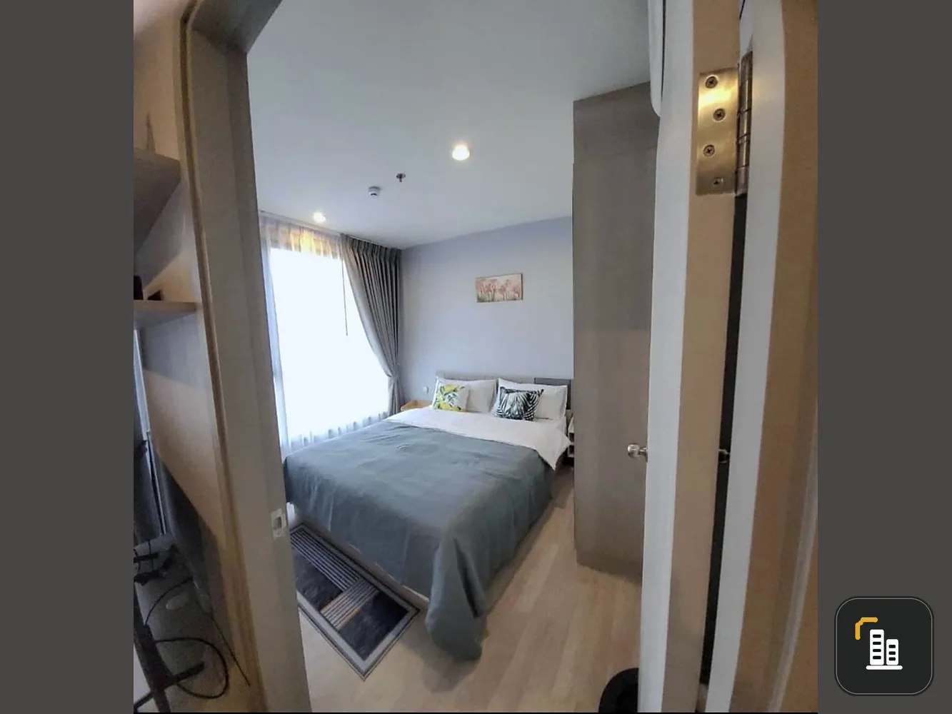 For rent, Ideo Mobi Sukhumvit - Eastpoint. dressing room High floor, good view, cheap price, hurry up to reserve before you miss it.
