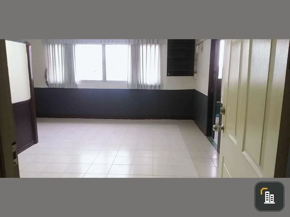 For sale, Lumpini Center Happyland, Building E1, 9th floor, spacious room, comfortable, buy now, don't miss it.