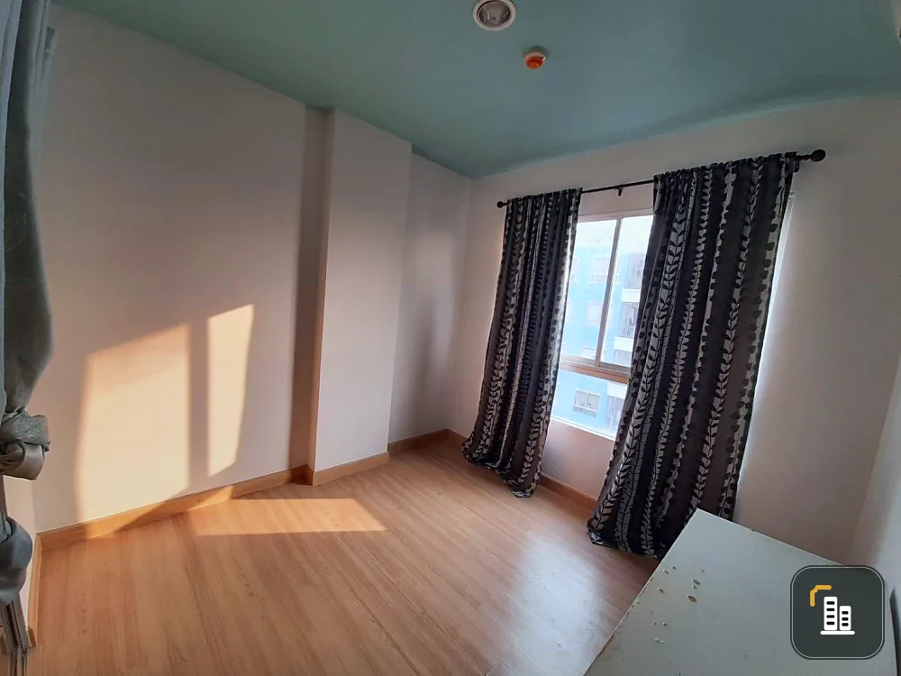 Selling The Kith Tiwanon, 6th floor, empty room, separating the kitchen and living room Room decoration lines must be reserved now. Hurry up.