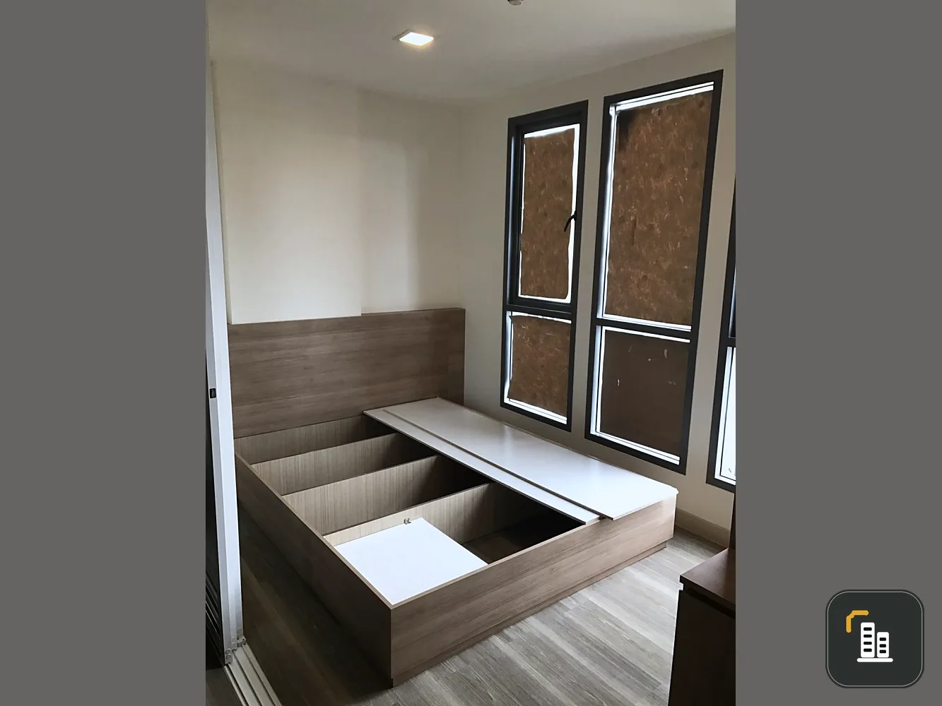 Sell, rent, Monique Condo, Sukhumvit 64, complete with furniture and electrical appliances. Hurry up and reserve now.