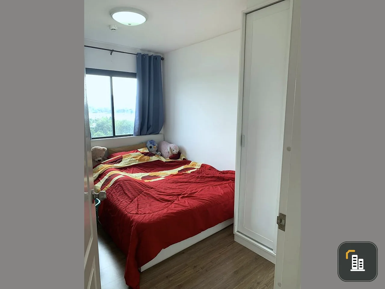 Selling Icon Condo Ngamwongwan, 2 floors, 8 city views, quiet, separate bedroom Reserve quickly.