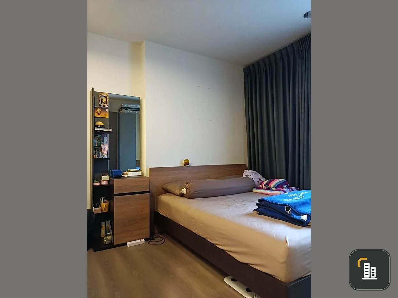 Condo for sale: Aspire Sathorn-Taksin, nice room, fully furnished, 9th floor, pool view, hurry to book