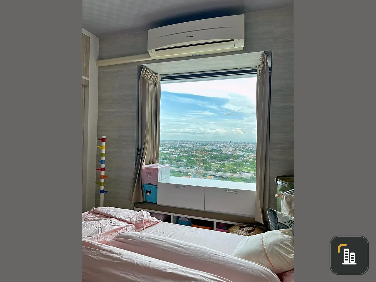 Selling Fuse Mobius Condo, fully furnished. With electrical appliances, very good price, must hurry to reserve