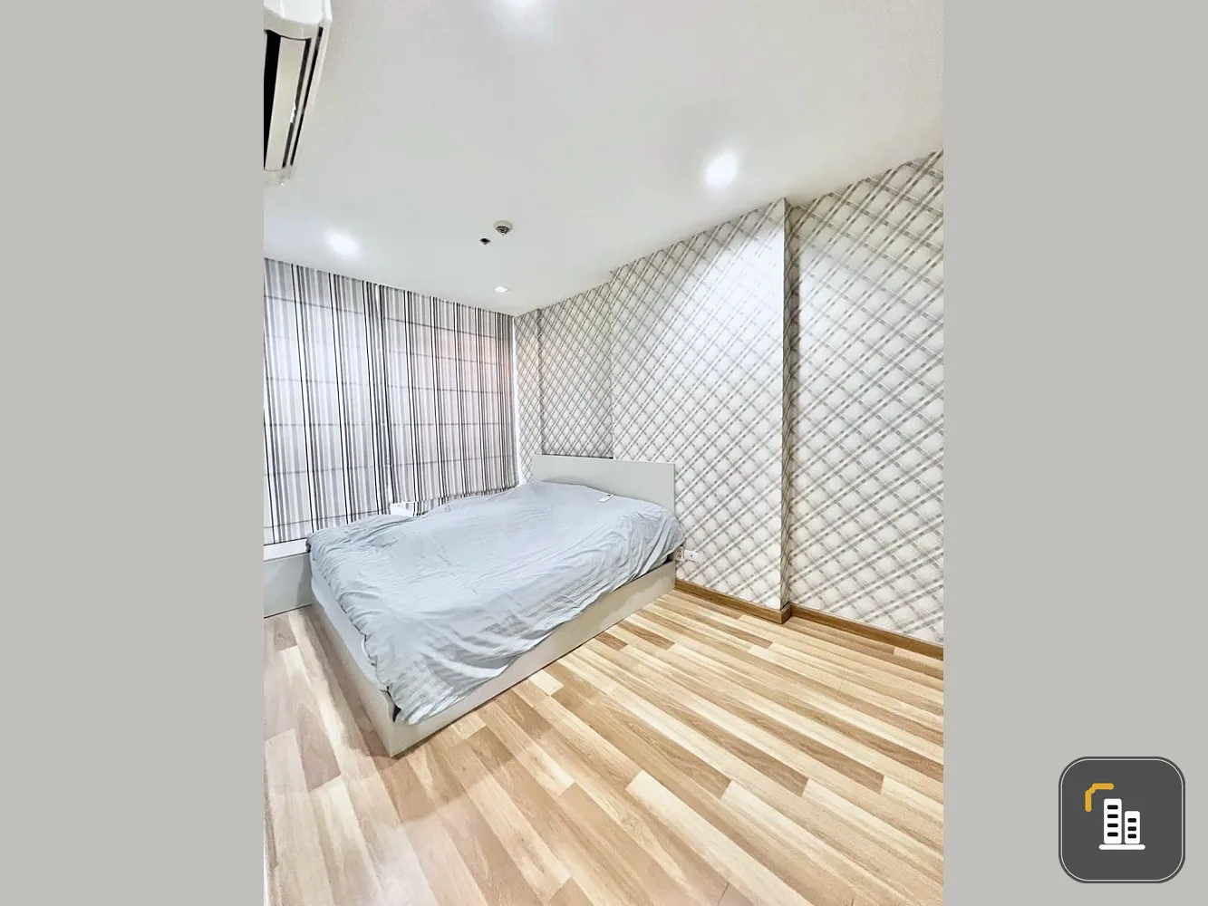 Selling ideovere Ratchaprarop, 2 bedrooms, 1 bathroom, 30th floor, full wallpaper Buy it yourself, it's worth it. Good to rent