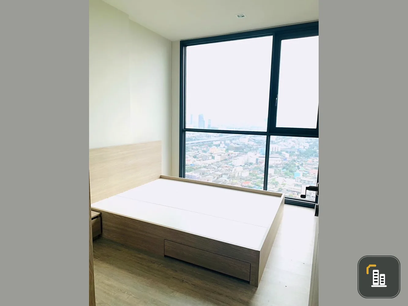 Sell The Line Wong Sawang, high floor, great view, complete electrical appliances, very good price, do not reserve, you will regret it.