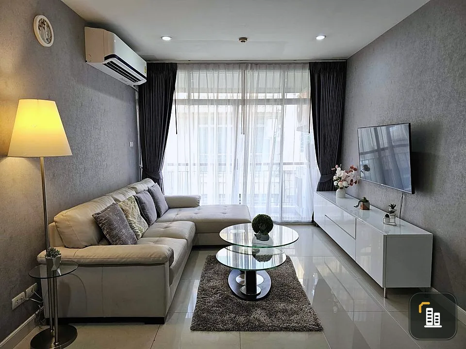 For rent, Klang Krung Resort, Ratchada 7, spacious room, 2 bedrooms, 2 bathrooms, good furniture like this must be reserved.