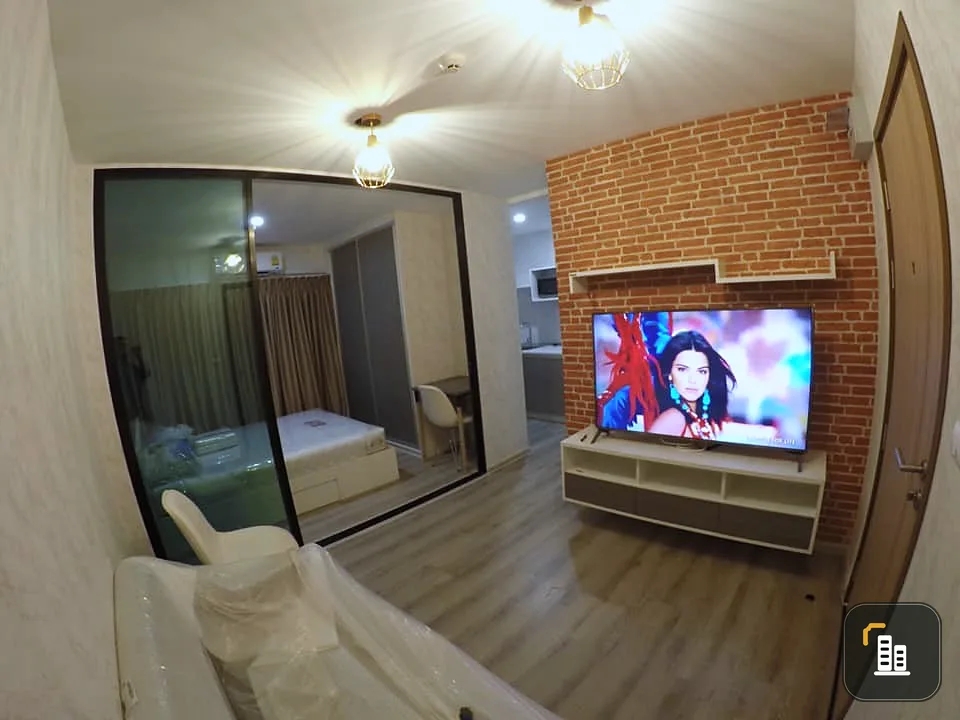 For rent Library Houze Charan Sanit Wong 13 rooms ready to move in Big screen TV, watch movies to your heart's content You can't reserve it anymore.