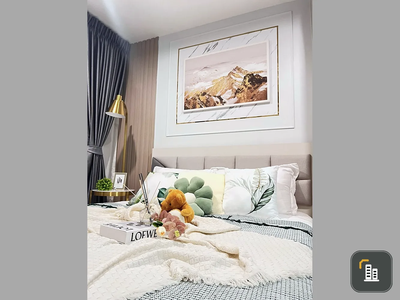 Sell The Kith Plus Sukhumvit 113, renovated the whole room Cool paint, comfortable, built-in furniture. If interested, reserve now.