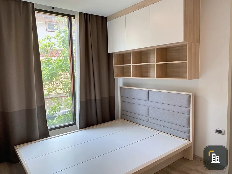 For sale, The Urban Attitude Bearing 14, nice room, built-in furniture, soft tones, comfortable price, book now.