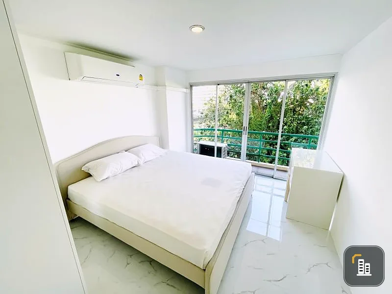 Condo for rent, The Waterford Rama 4, fully furnished and complete with electrical appliances. Don't wait.