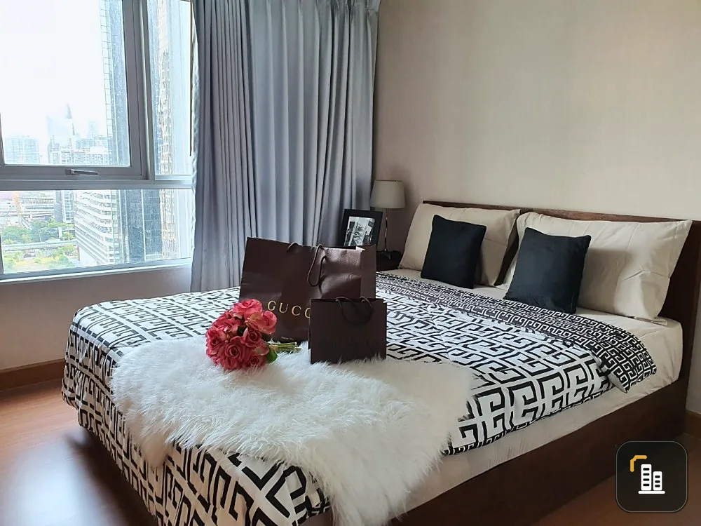 For sale, rent, Belle Grand Rama 9 condo, fully furnished, not strong price, so you shouldn't miss it.