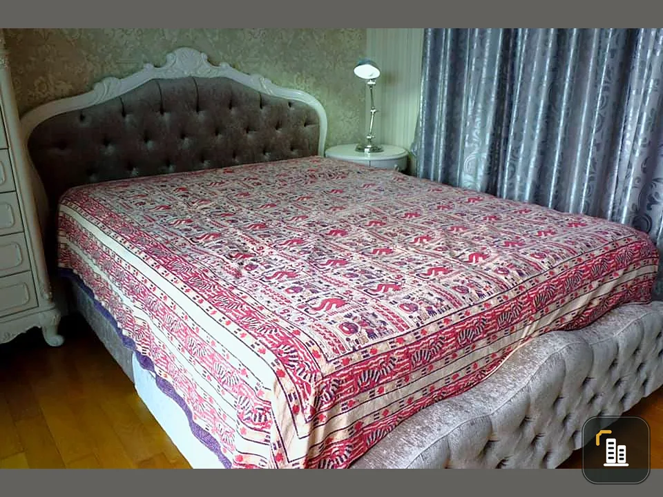 sell! Very urgent. Abstracts Phahonyothin Park, 5th floor, beautiful room, 1 bedroom, 1 bathroom, free 2 sets of double curtains, hurry up.