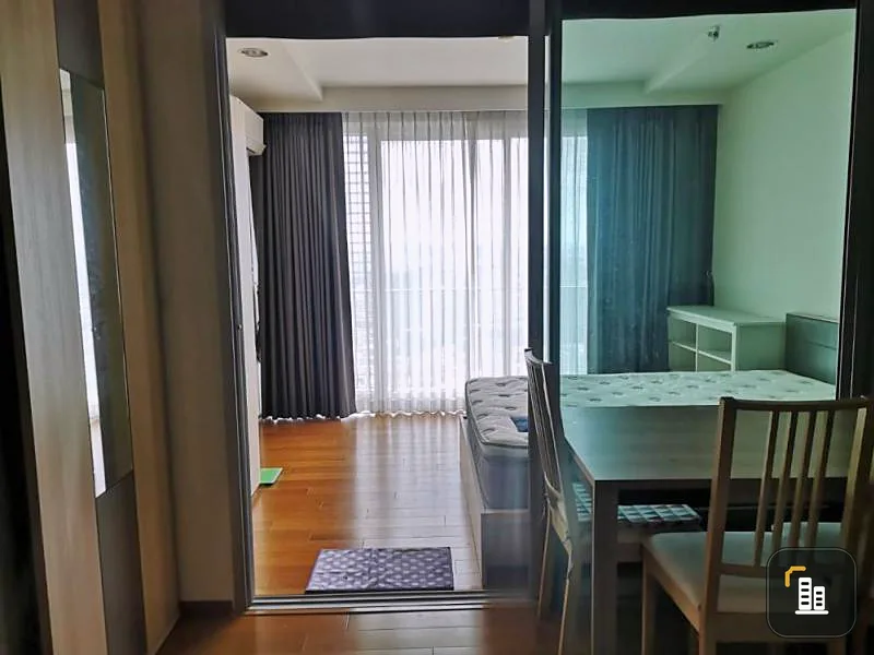 Sell Abstracts Phaholyothin Park, 33rd floor, beautiful condo, good location. Convenient transportation, 1 bedroom, 1 bathroom, 34 sqm., ready to move in