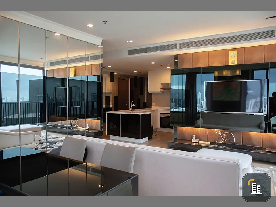 Pyne by Sansiri condo for sale, luxury room, well decorated, high floor, great view, like this, not booking is extremely missed.