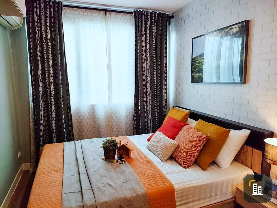 Sell Voque Place Sukhumvit 107, very beautiful decorated bedroom, next to Wall Peper, book now.