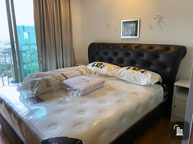 For rent Abstracts Phaholyothin Park, the best view. I need this room Answer every mode in your life. Rent it now.